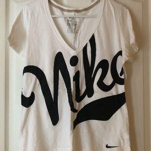 Nike Tee Shrit